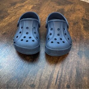 *NOT FOR SALE* Toddler Crocs - Size: 8